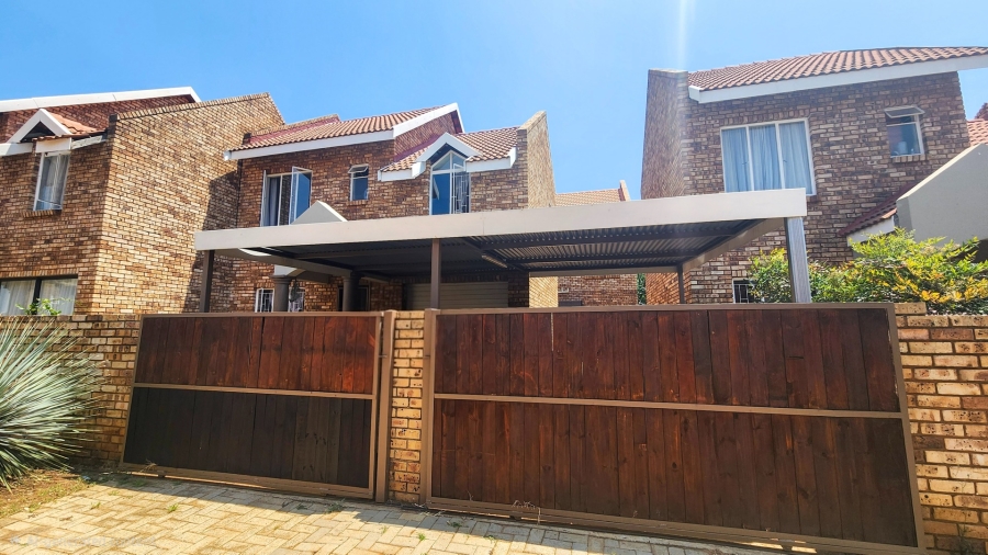 To Let 3 Bedroom Property for Rent in Baillie Park North West